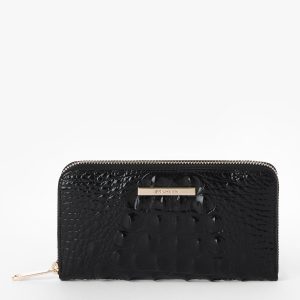 Black Melbourne swatch
